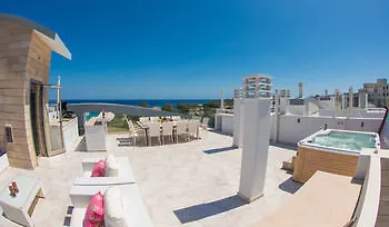 Lombardi Villa 0*, Protaras
