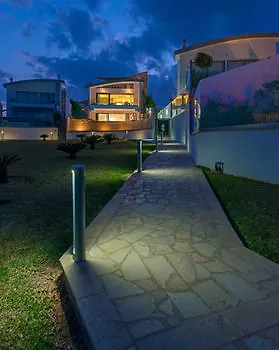 Lombardi Villa 0*, Protaras